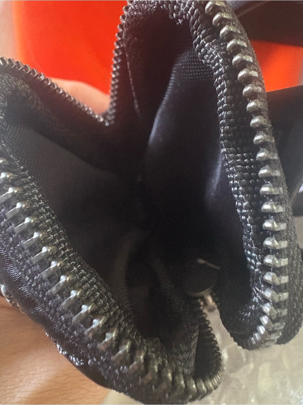 Kurt Geiger Mini Phone Holder w/zippered pouch - Picture 7 of 9